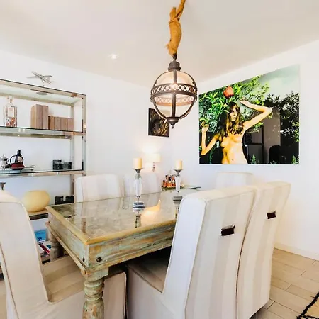 아파트 Address Luxury Living *