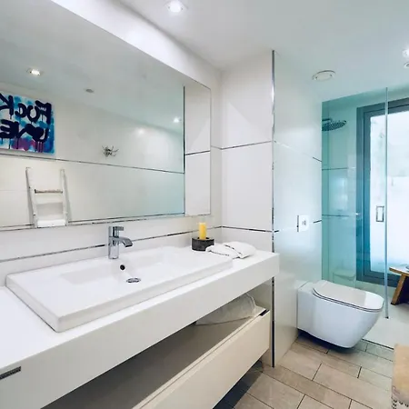 Address Luxury Living 아파트 이비자타운