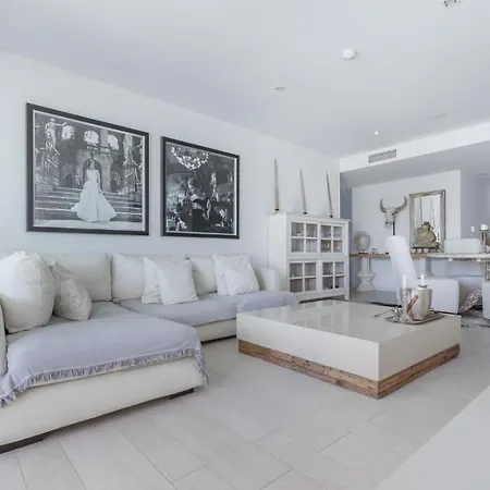 아파트 Address Luxury Living *
